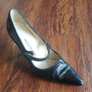 SINGLE Manolo Blahnik Glossy Black Right Foot Heel Size 37.5